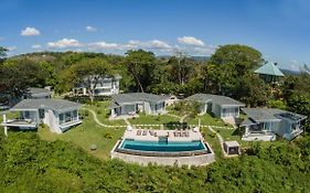 Adeluna Luxury Villas